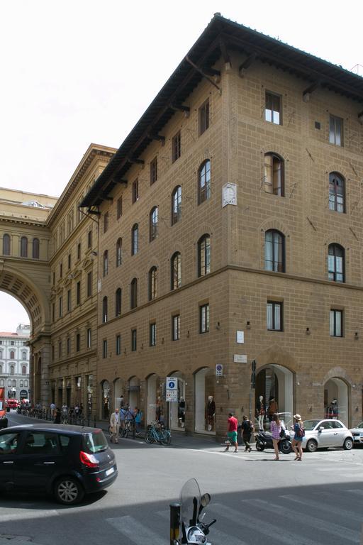 לינה וארוחת בוקר Mabelle Firenze Residenza Sassetti מראה חיצוני תמונה
